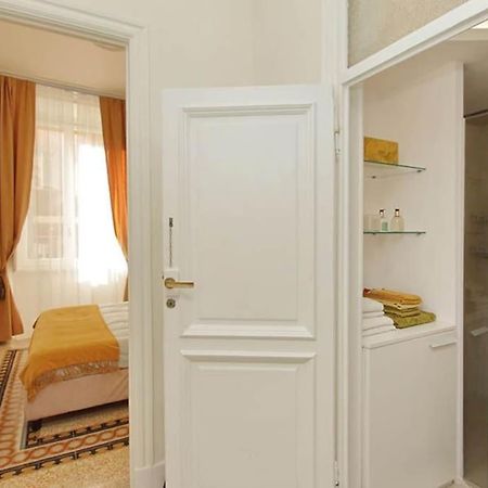 Elegant Apartment In The Heart Of Rome-Navona Area Экстерьер фото
